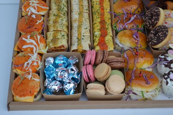 High Tea box per persoon - Afbeelding 2