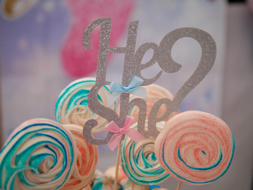 cadeau voor gender reveal he of she